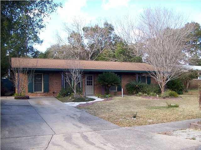 1st image of 711 Marcia Cir