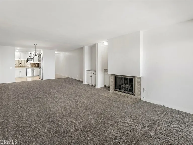 3200 La Rotonda Dr #613 — Photo 7
