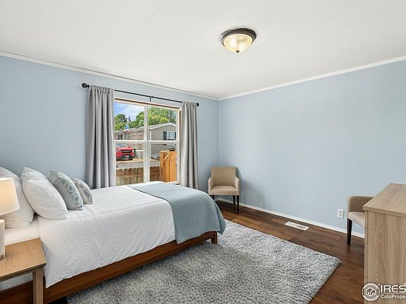 2nd image of 218 Grape St #29