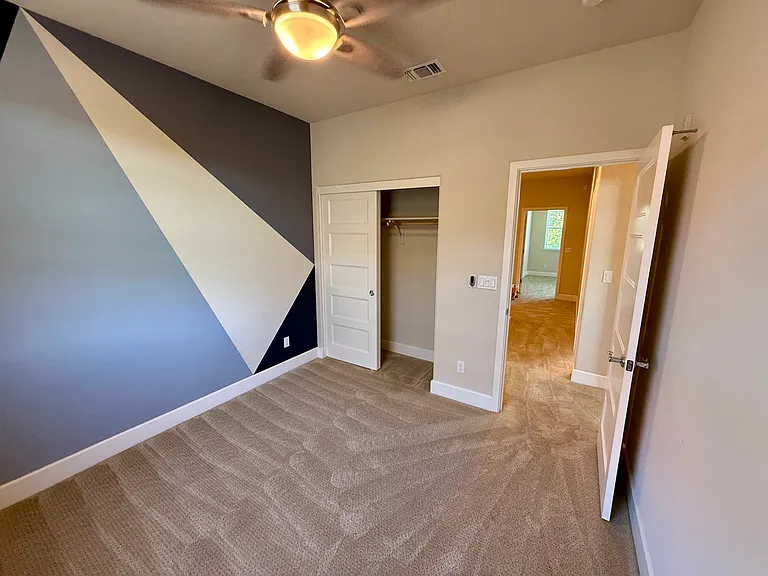 6482 Tralee Village Dr — Photo 23