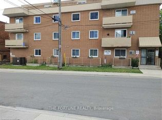 4692 N Crysler Ave #304, Niagara Falls, ON L2E3V8