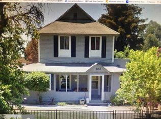 302 E Villa St, Pasadena, CA 91101