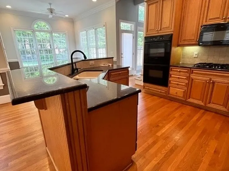 1 Wildrose Ct — Photo 2