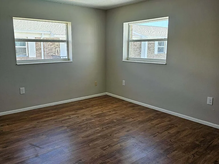 190 E Olmstead Dr #M1 — Photo 18