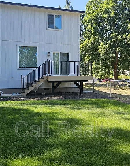 3811 E 12th Ave — Photo 24