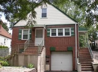 552 N Main St, Lodi, NJ 07644