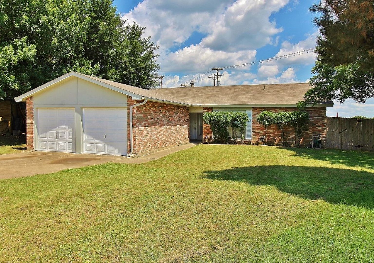 601 Raywood Dr, Grand Prairie, TX 75052 | Zillow