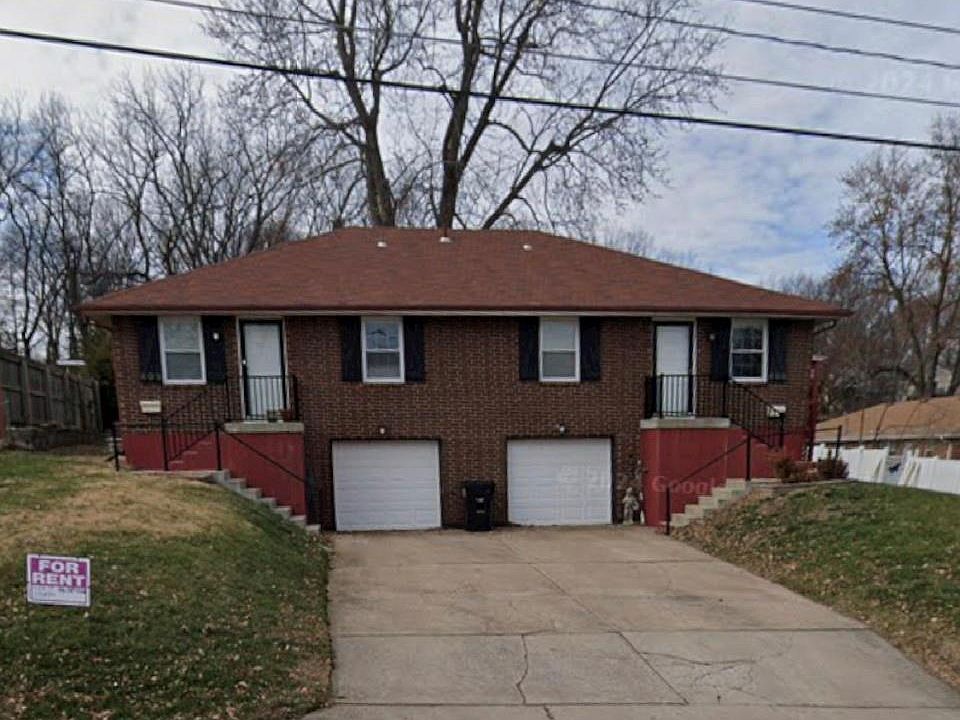 1st image of 400-402 S Leslie St