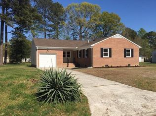 3345 Oakwood Cir, Petersburg, VA