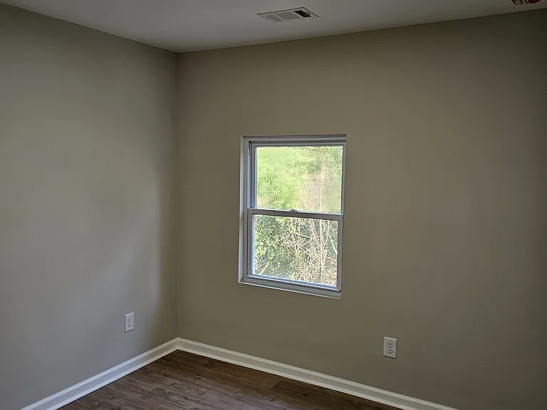 1110 Bryant St SW — Photo 7