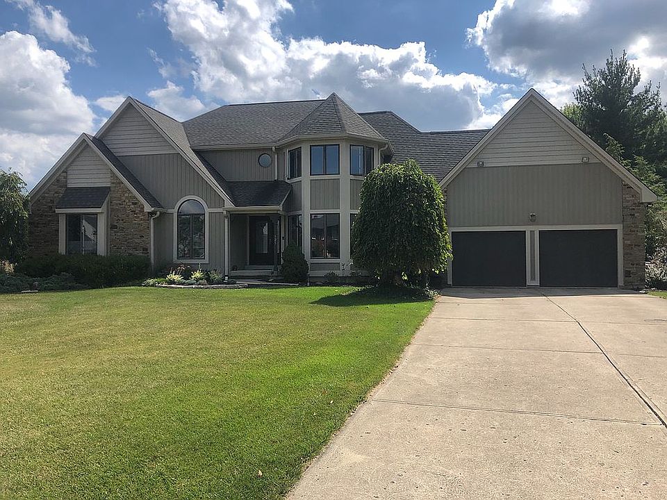 1st image of 525 Meadowtrail Ct