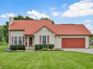 110 Sandis Ln, Palmyra, TN 37142