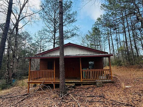 2nd image of 2483 Jordan Rd