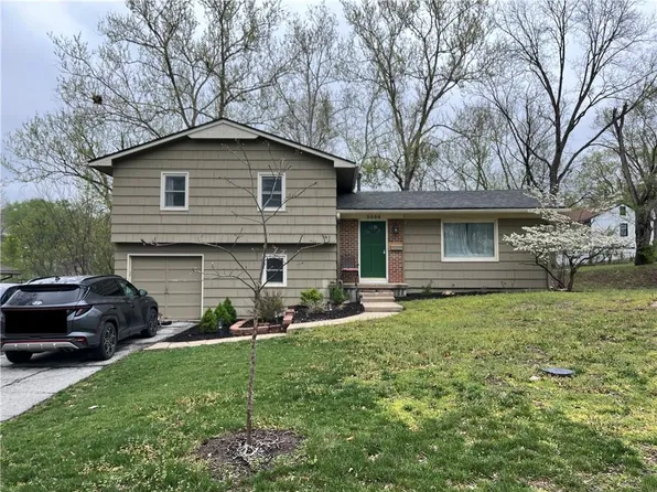 3006 E 107th Ter, Kansas City, MO 64137