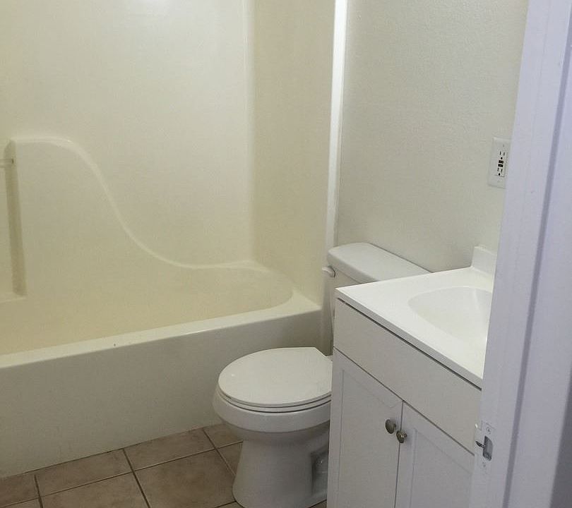 1st image of 2304 Santa Ynez Dr APT 5