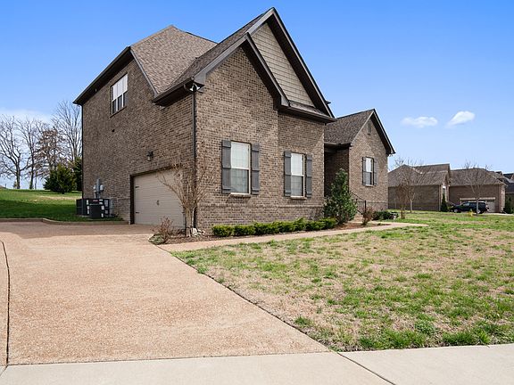 2nd image of 1107 Claire Ct