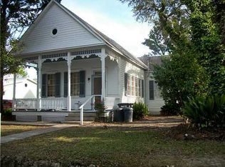 908 Calhoun Ave, Ocean Springs, MS 39564
