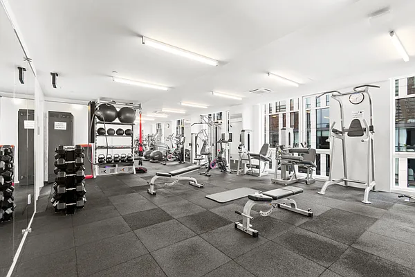 Rented by HomeDax Real Estate | media 27