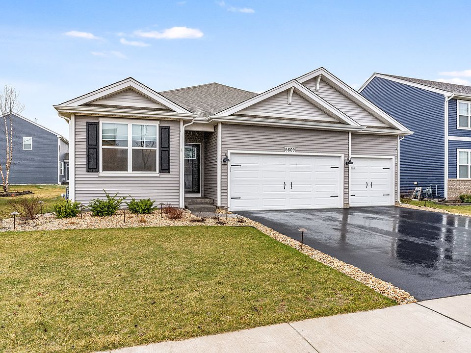 2nd image of 6809 Cobble Springs Ln