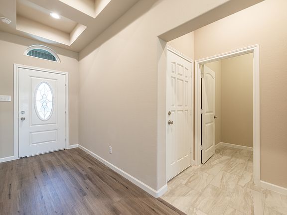 4th image of 8509 Sussex Ct