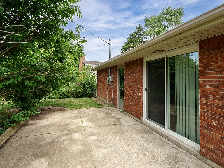 1210 Rona Parkway Dr — Photo 28