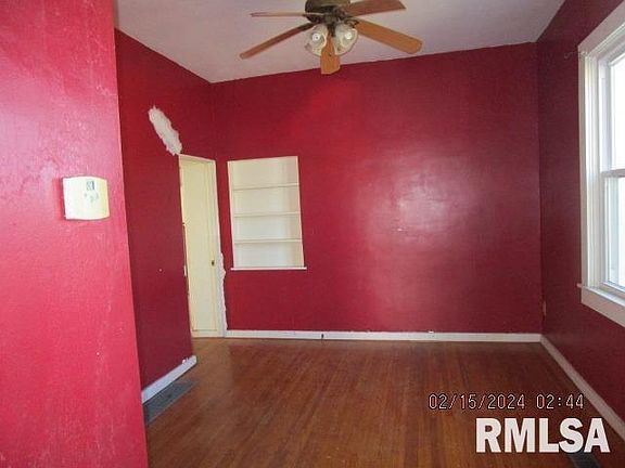 4th image of 13 E Gaskins St