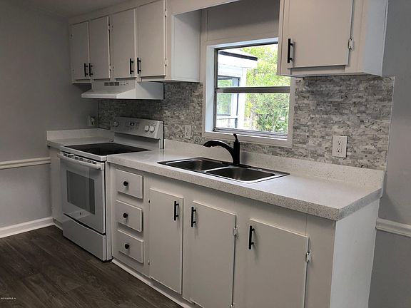2nd image of 3188 Juniper Ave