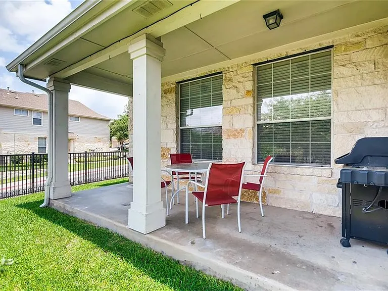 1900 Scofield Ridge Pkwy #402 — Photo 20