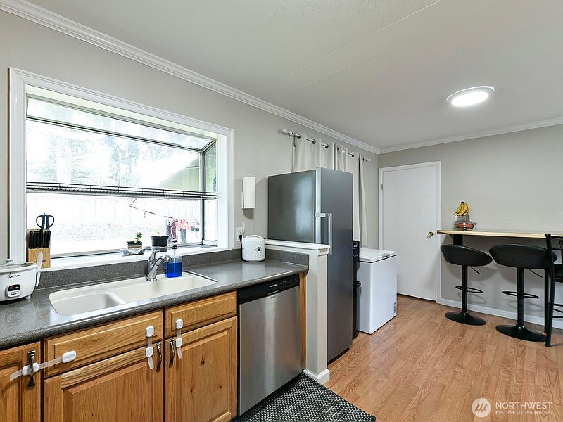 4th image of 2612 N Street SE