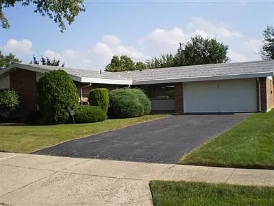 616 Chandler Dr photo 1