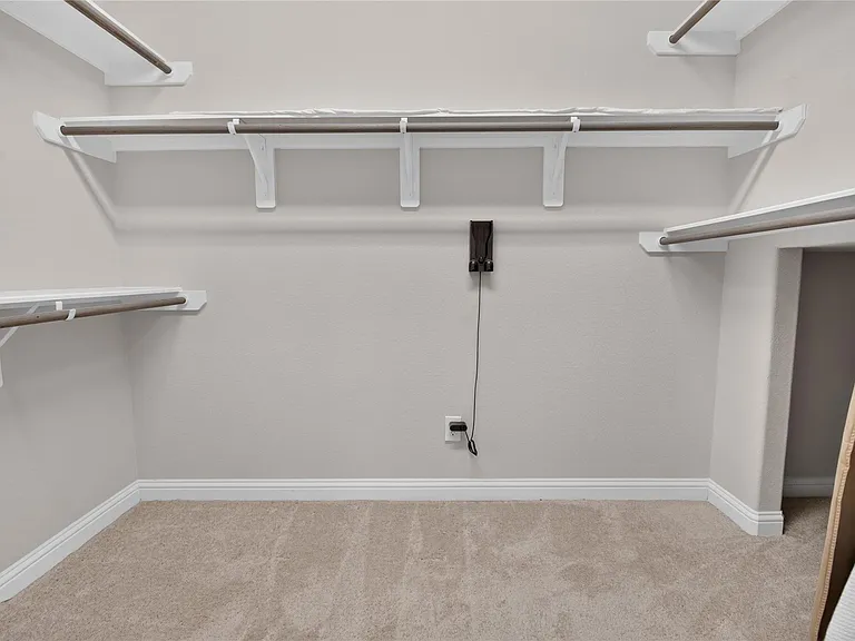 2524 Hagerman Ct — Photo 29