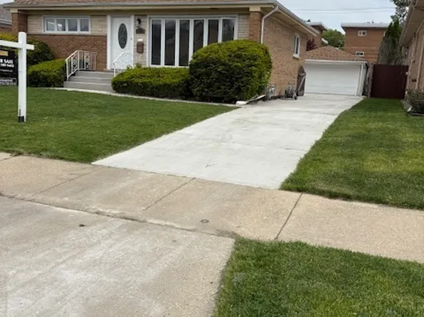 4607 Kolze Ave, Schiller Park, IL 60176