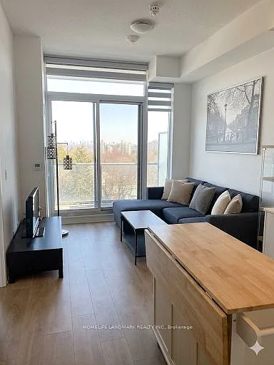 36 Manor Rd E #312 — Photo 6
