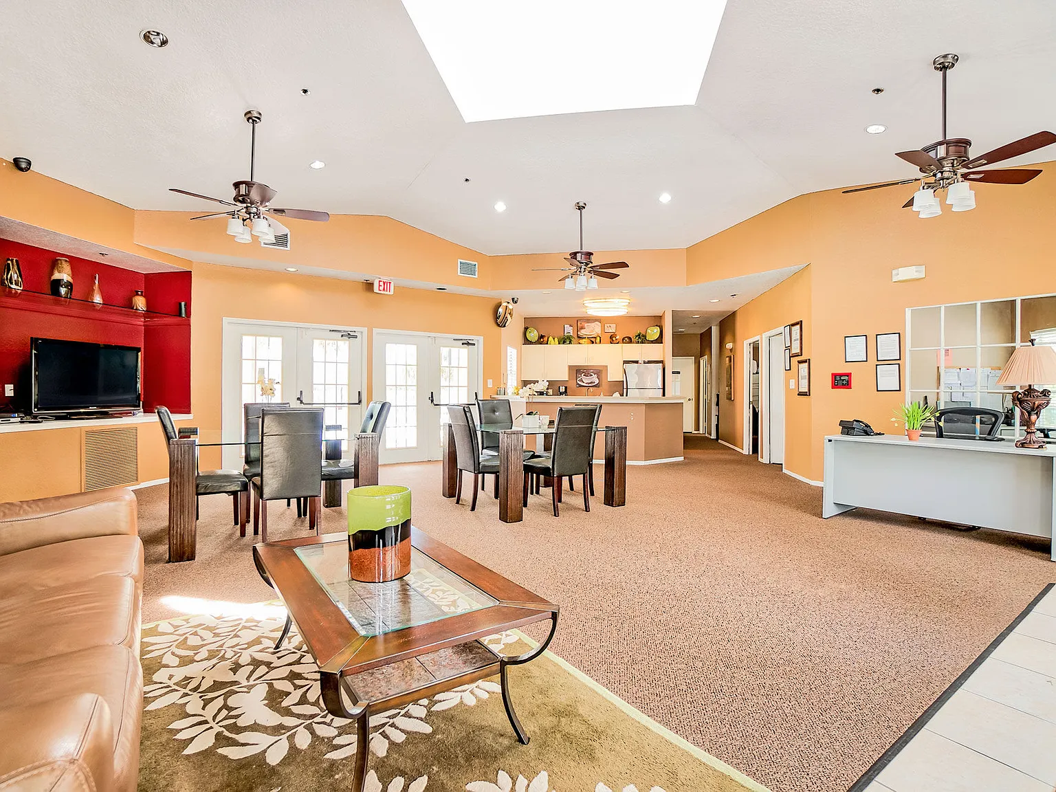 Raven Crossings Apartments — Photo 4