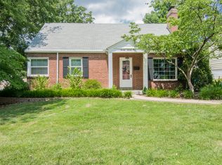 7073 Foxcroft Dr, Saint Louis, MO
