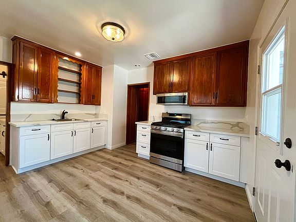 5th image of 5651 Wilbur Ave