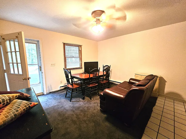 7535B Carmen Ct — Photo 4