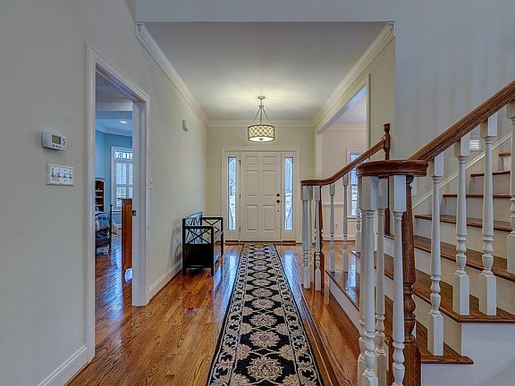 4th image of 1050 Thomas Randolph Pl