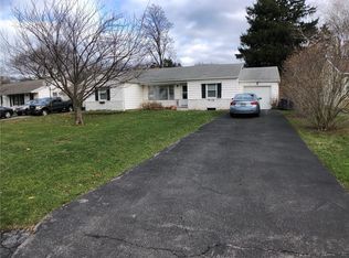 78 Charing Rd, Rochester, NY 14617