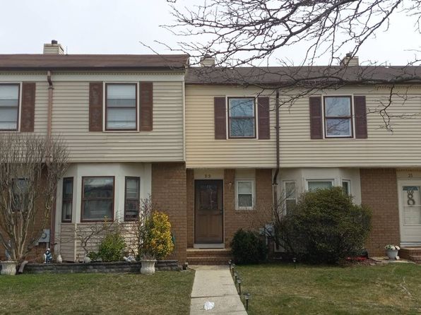 22 Daisy Ct, Sayreville, NJ 08872