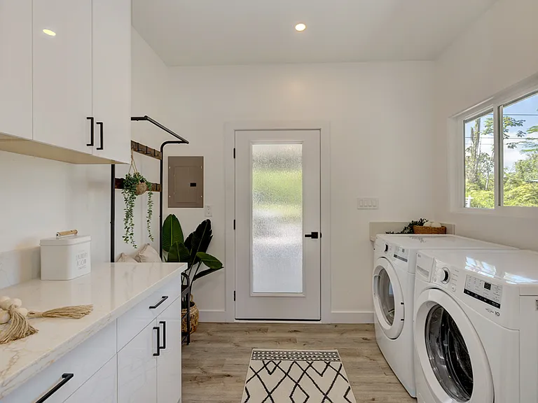 16-2159 Jewel Dr — Photo 3