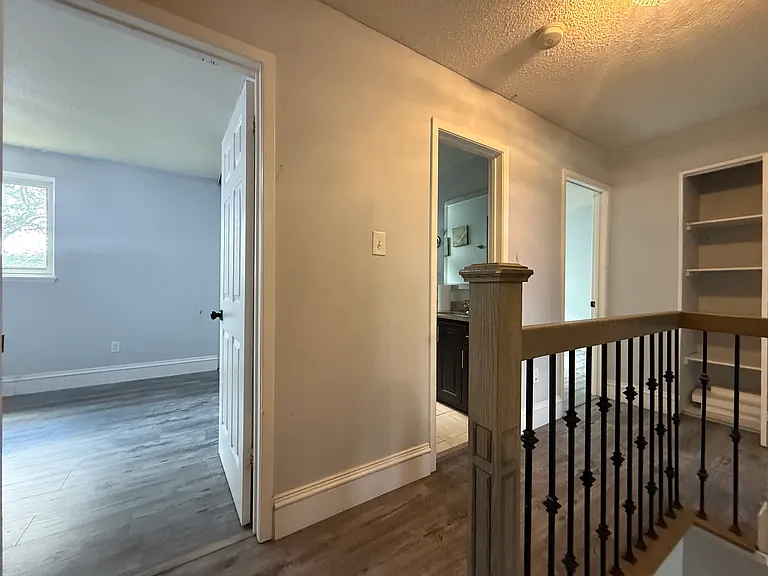 70 Jill Cres — Photo 20