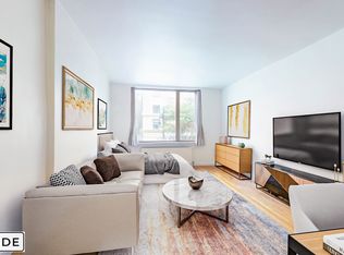 326 Columbus Ave APT 3A, New York, NY 10023