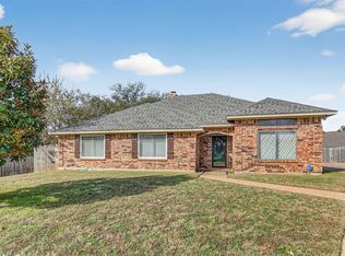 7864 Mahonia Dr, Fort Worth, TX 76133