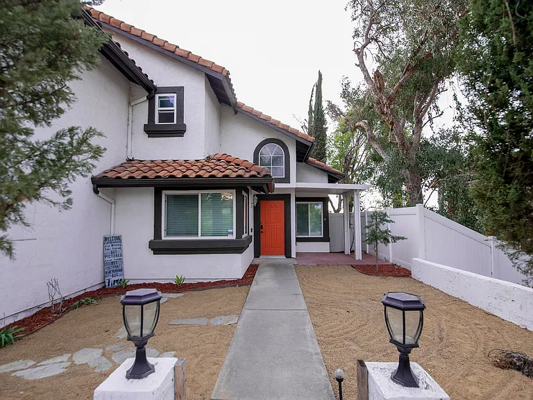 30966 Riverton Ln — Photo 2