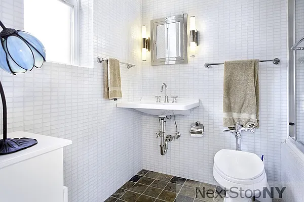 Sold by NextStopNY | media 4
