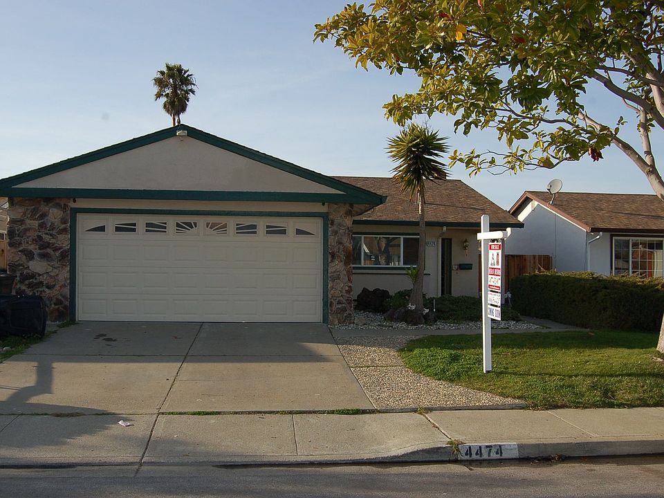 www.4474QueenAnneDrive.com