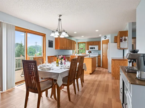 19408 Albany Ct NW, Elk River, MN 55330