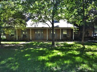 390 Saint Andrews Dr, Mabank, TX 75156