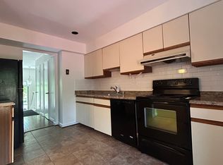 14522 Cambridge Cir, Laurel, MD 20707